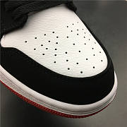 Air Jordan 1 Low Black Toe 553558-116  - 5