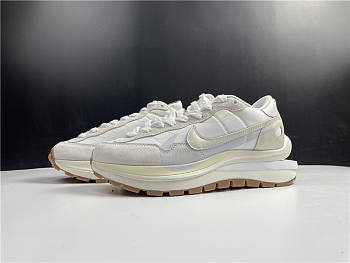Nike Vaporwaffle Sacai Sail White Gum DD1875-100 