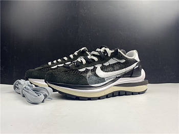 Nike Vaporwaffle Sacai Black White CI9928-001 