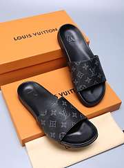 Black Louis Vuitton Slide - 6