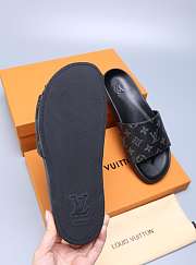 Black Louis Vuitton Slide - 4