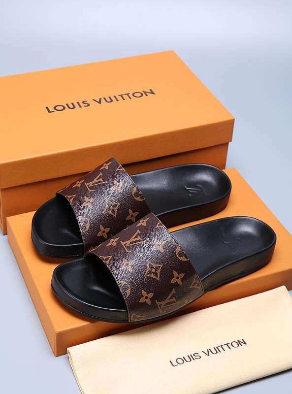 Brown Louis Vuitton Slide - 1