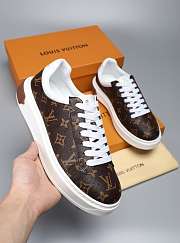 Louis Vuitton Retro Sneakers - 2