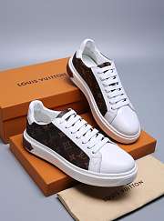 Louis Vuitton White Retro Sneakers - 6