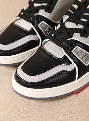 Louis Vuitton LV Trainer Sneaker Low Black Grey 1A54H5 - 6