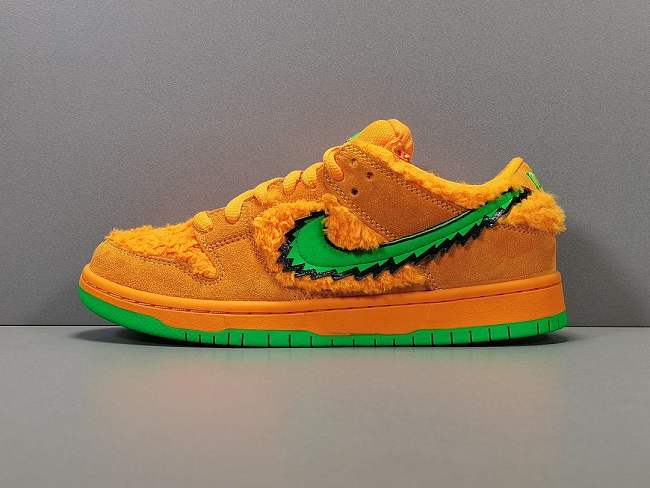 Nike SB Dunk Bear Orange Green CJ5378-800 - 1