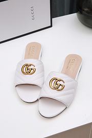 Gucci White Matelassé GG Jolie Sandals - 6