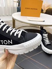 Louis Vuitton Squad Sneaker Boot Black 1A96EW - 6
