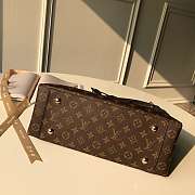 Louis Vuitton Flower Tote Monogram Padlock Black M43550 Size 34 × 24 × 13 cm  - 5