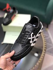 Off-White Vulcanized Leather Low Top Sneaker Black and White 72I-JSY005 - 4