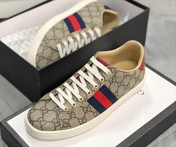 Gucci Women's Ace GG Supreme Sneaker ‎499410 96G50 9768