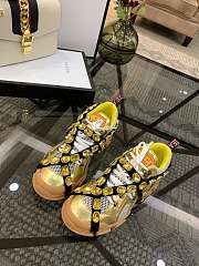 Gucci Flashtrek Sneakers With Removable Crystals Yellow - 2