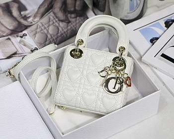 Dior Lady Mini White M6009 Size 12 x 10 x 5cm