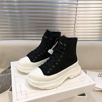 Alexander McQueen Tread Slick Lace Up Boots High Top Black White Fur Lining