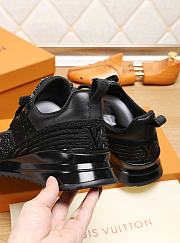 Louis Vuitton V.N.R Sneaker Black 1A5SB9 - 6