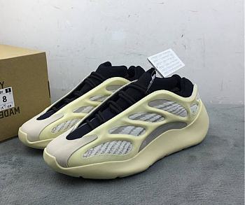 Adidas Yeezy 700 - Page 1 - PureRoom