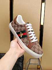 Gucci Ace GG Supreme Sneaker With Bees Brown - 5