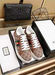 Gucci Ace GG Supreme Sneaker With Bees Brown - 2