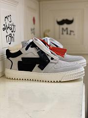 Off-White Grey Low-Top Off-Court 3.0 Sneakers - 5