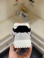 Off-White Grey Low-Top Off-Court 3.0 Sneakers - 3