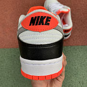  Nike SB Dunk Low Infrared Orange Label - CD2563-004 - 2