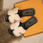 Hermes White Fur sandal - 1