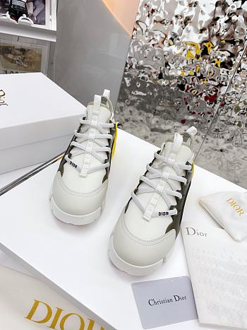DIOR D-CONNECT SNEAKER - 32