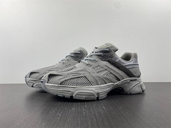 Balenciaga Phantom sneaker - 678869 W2E91 1715 - 1