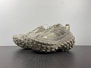 Balenciaga Defender extended-sole sneakers - 685611W2RA6 - 1