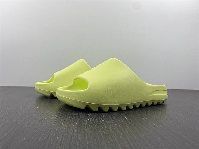 Adidas Yeezy Slide Glow Green  HQ6447 - 1