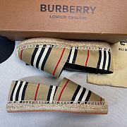 Burberry Slip on Sneaker 01 - 3