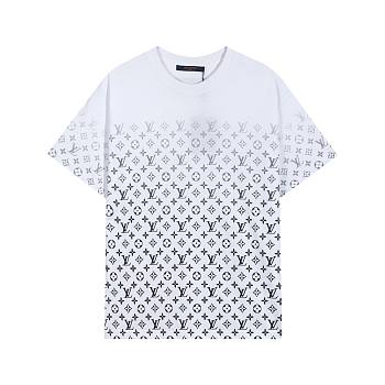 	 Louis Vuitton T-Shirt 21