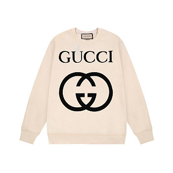 	 Gucci Sweater 17
