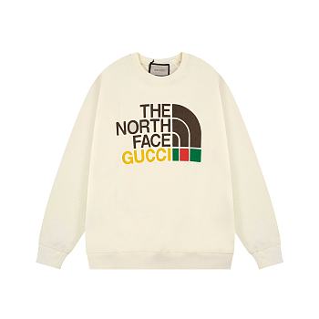 	 Gucci Sweater x The North Face 20