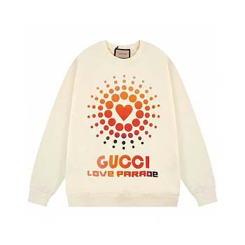 	 Gucci Sweater 33
