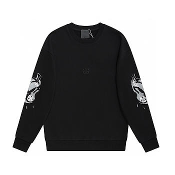 	 Givenchy Sweater 11
