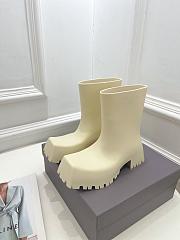 	 Balenciaga Trooper Rubber Boot In White Cream - 1