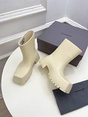 	 Balenciaga Trooper Rubber Boot In White Cream - 6