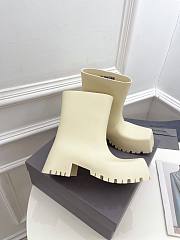 	 Balenciaga Trooper Rubber Boot In White Cream - 2