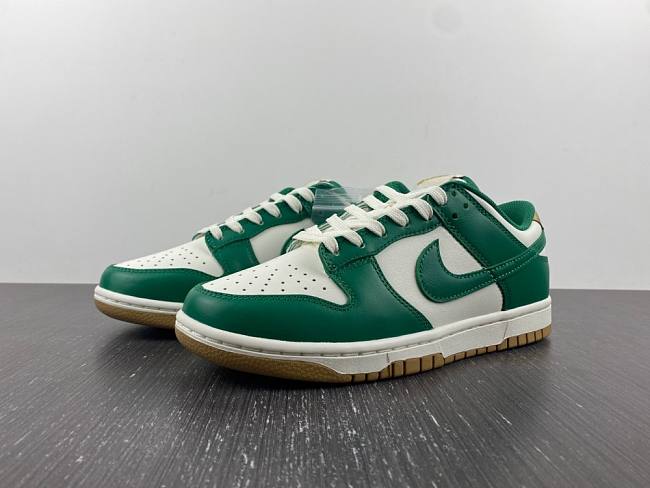 Nike Dunk Low Dons Green And Gold FB7173-131 - 1
