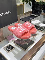 	 Chanel slides 03 - 4