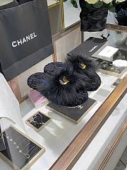 Chanel slides 08 - 2