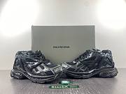 Balenciaga Runner Trainers In Blackish Green - 2