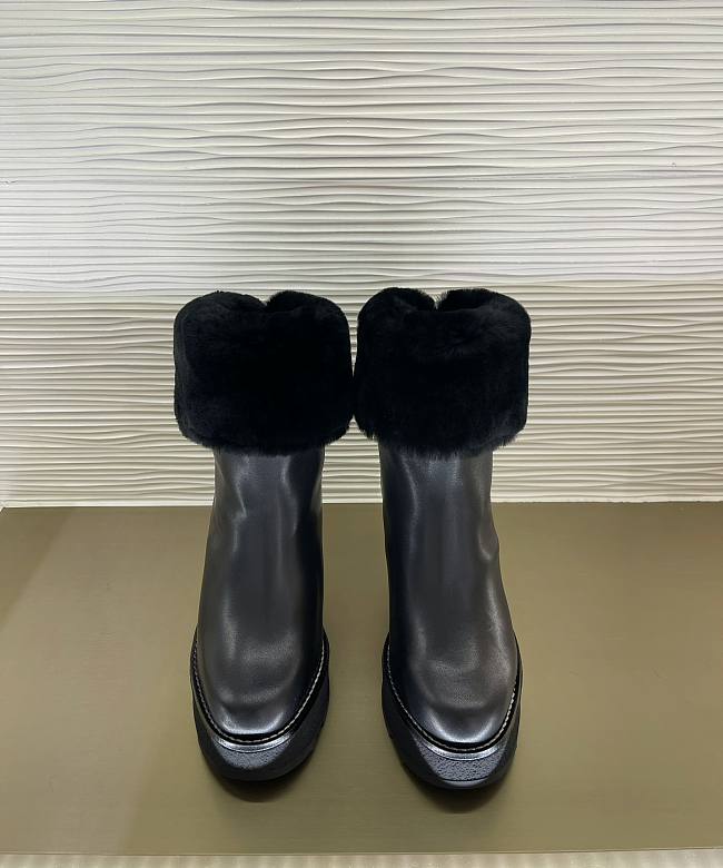 Louis Vuitton Beaubourg Ankle Boot - 1