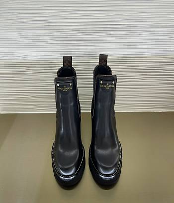 Louis Vuitton Beaubourg Ankle Boot 01