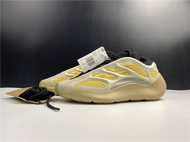 Adidas Yeezy 700 V3 “Safflower” G54853 - 1