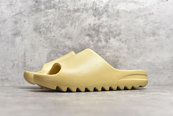 Adidas Yeezy Slides 'Desert Sand' FW6344