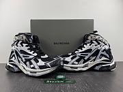  Balenciaga White & Black High Runner Sneakers 695764-W3RH2-9010 - 3