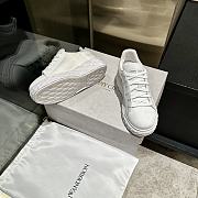 Diamond Light MaxiF White Knit Low-Top Trainers with Platform Sole - 2