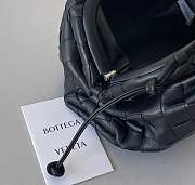Bottega Veneta The Pouch Small Gathered Intrecciato Leather Clutch Black - 5